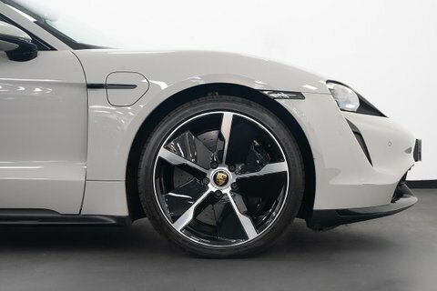 Porsche Taycan 320Kw 4 105Kwh Grey #31