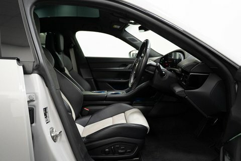 Porsche Taycan Performance Plus 93.4Kwh #3