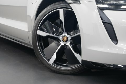 Porsche Taycan 320Kw 4 105Kwh Grey #15