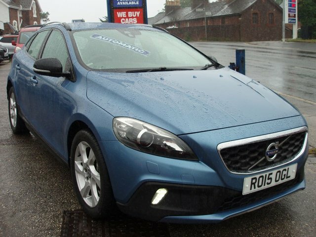 Volvo V40 Cross Country 2.0 D2 Lux Nav Blue