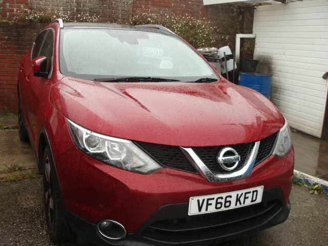 Nissan Qashqai 1.5 Dci N-connecta Suv Red