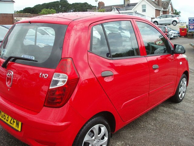 Hyundai I10 1.2 Classic Hatchback WG63ZFN Red #6