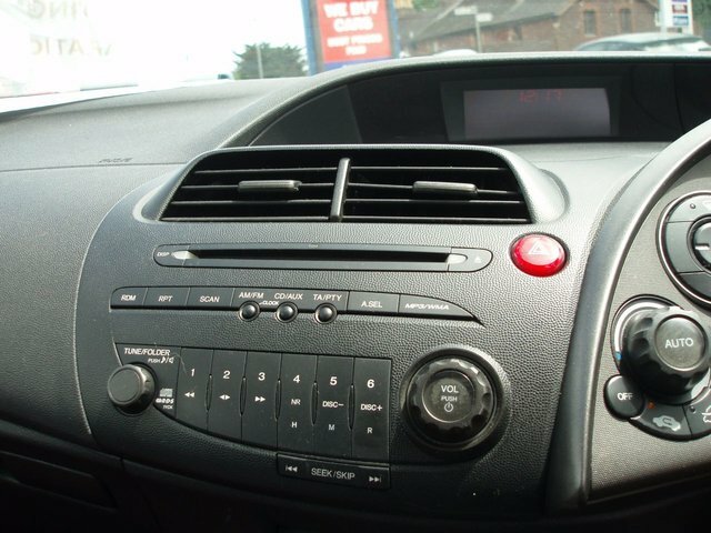 Honda Civic Hatchback 1.8 I-vtec Es 200857 Black #12