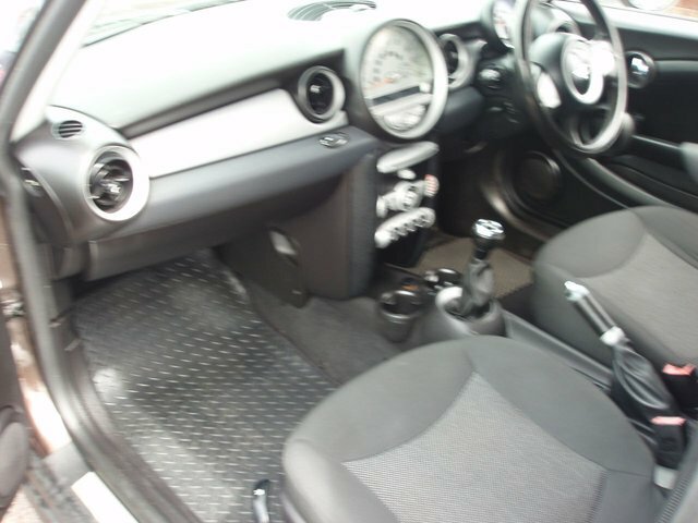 Mini Clubman Cooper S Green #9