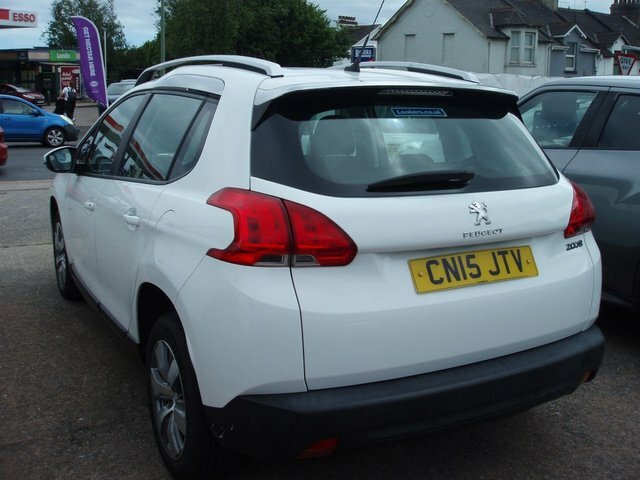 Peugeot 2008 1.2 Vti Puretech Active CN15JTV White #2