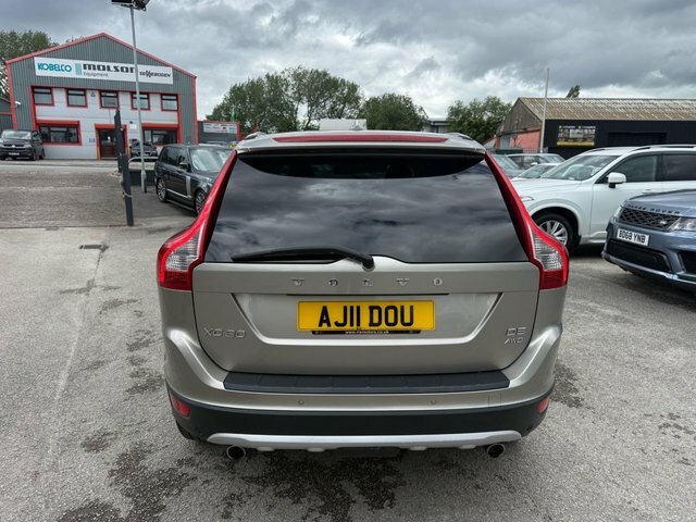 Volvo XC60 D5 Se Lux Suv AJ11DOU Gold #6