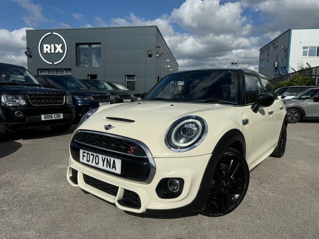 Mini Hatch Cooper S Sport Hatchback White