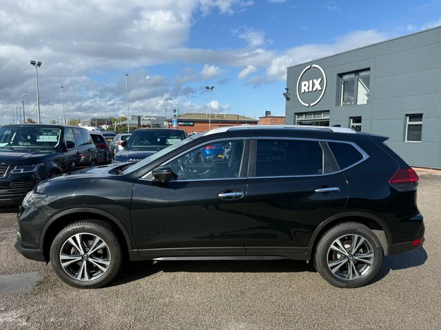 Nissan X-Trail Dig-t N-connecta Suv Black #3