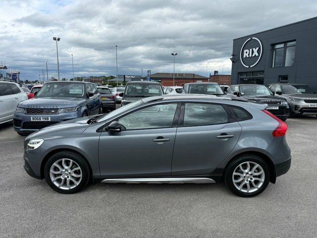 Volvo V40 Cross Country T3 Pro Hatchback YG17NHZ Grey #3
