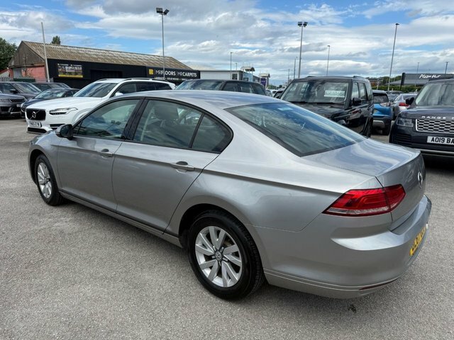 Volkswagen Passat Tdi S Saloon Silver #4