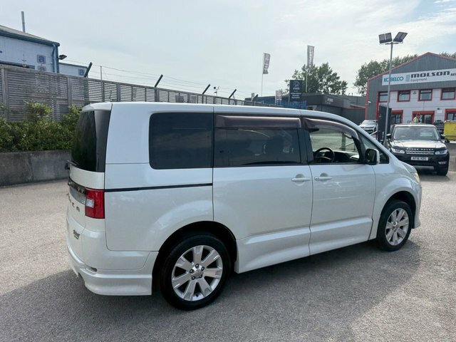 Mitsubishi Delica 2008 Delica D5 2.4 Black #9
