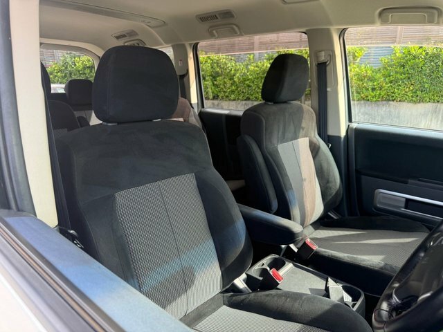 Mitsubishi Delica 2008 Delica D5 2.4 Black #13