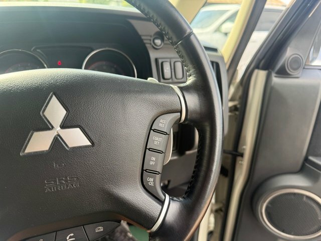 Mitsubishi Delica 2008 Delica D5 2.4 Black #17