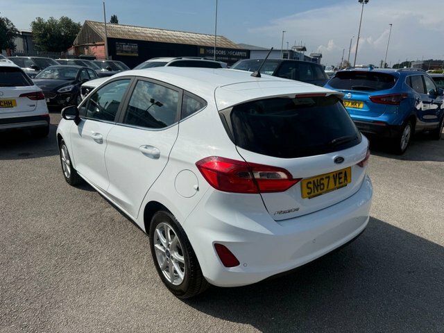 Ford Fiesta Ti-vct Zetec Hatchback White #5