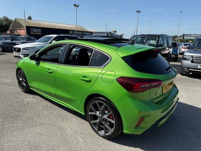 Ford Focus Ecoboost St Hatchback Green #4