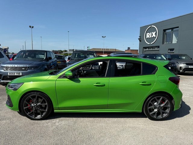 Ford Focus Ecoboost St Hatchback Green #3