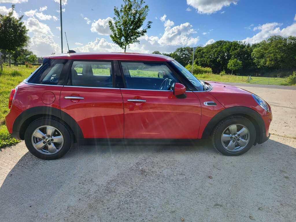 Mini Hatch 1.5 Cooper Classic Hatchback Steptronic KJ19EYD Red #6