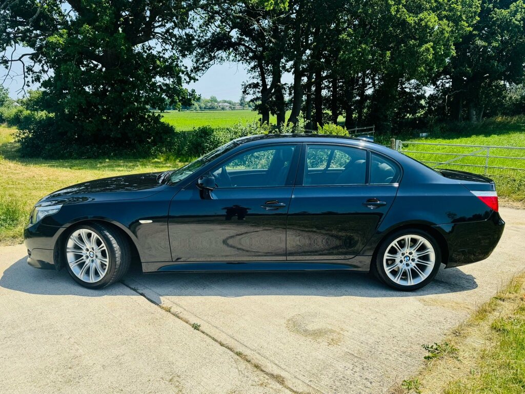 BMW 5 Series 520D Se Black #3
