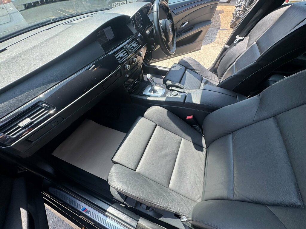 BMW 5 Series 520D Se Black #11