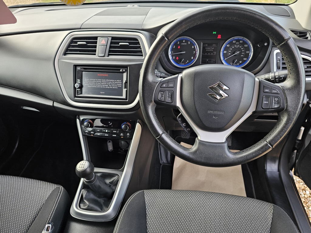 Suzuki SX4 S Cross Hatchback Silver #9