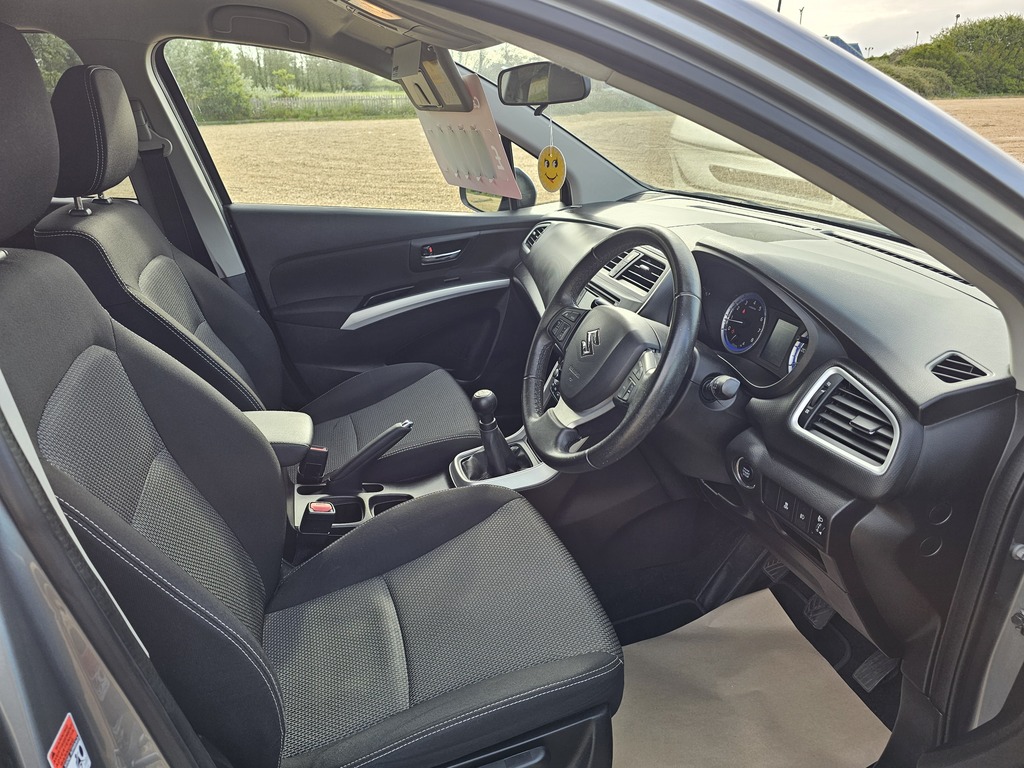 Suzuki SX4 S Cross Hatchback Silver #7