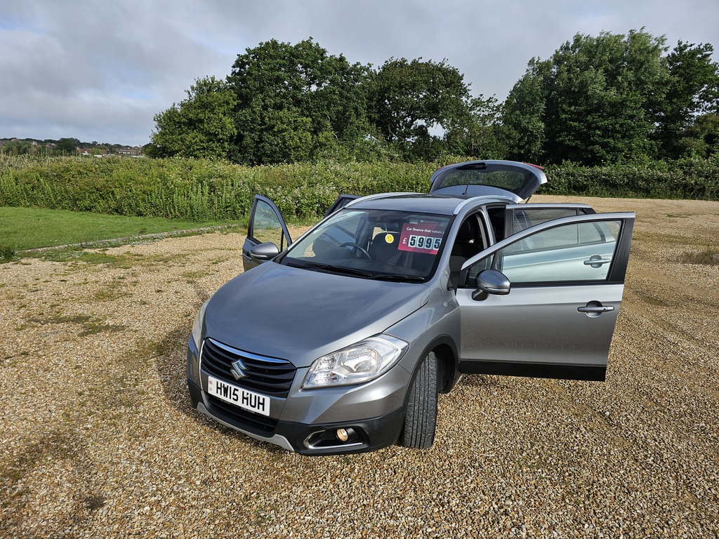 Suzuki SX4 S Cross Hatchback Silver #1