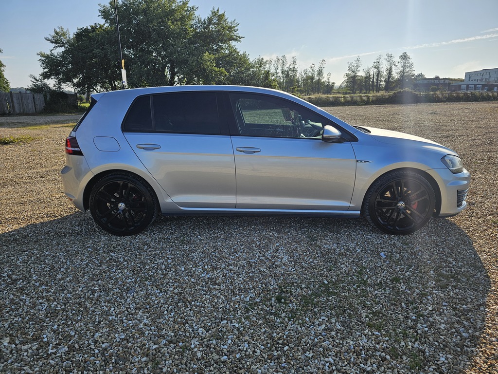 Volkswagen Golf Gtd S-a V066VVS Silver #4