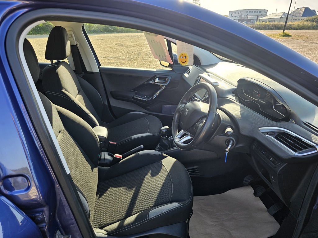 Peugeot 208 1.2 Puretech 82 Active  #6