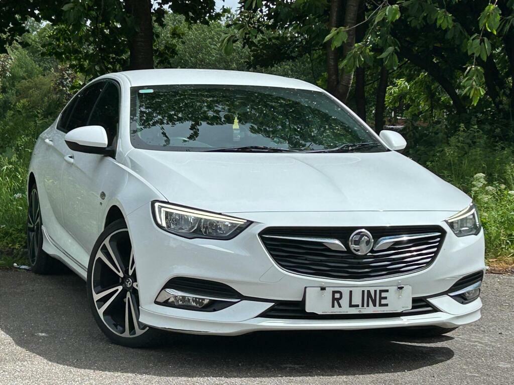 Vauxhall Insignia 2.0 Turbo D Blueinjection Sri VX Line Nav Grand Sp White