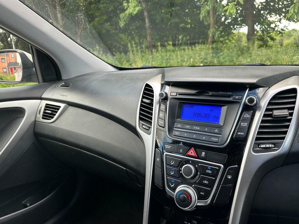 Hyundai I30 1.6 Crdi Blue Silver #23