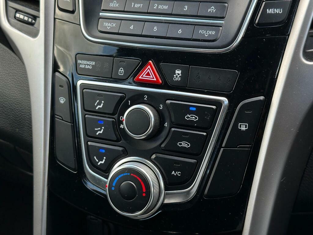Hyundai I30 1.6 Crdi Blue Silver #29