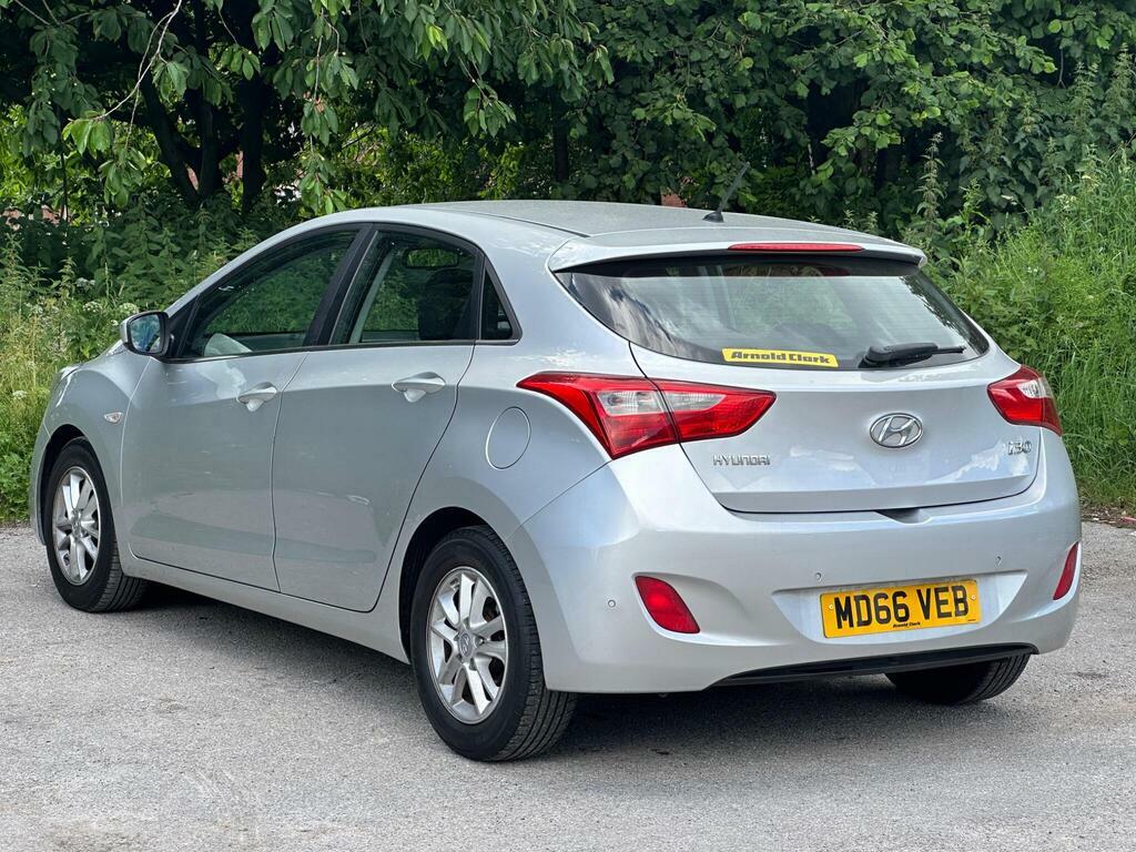 Hyundai I30 1.6 Crdi Blue Silver #8