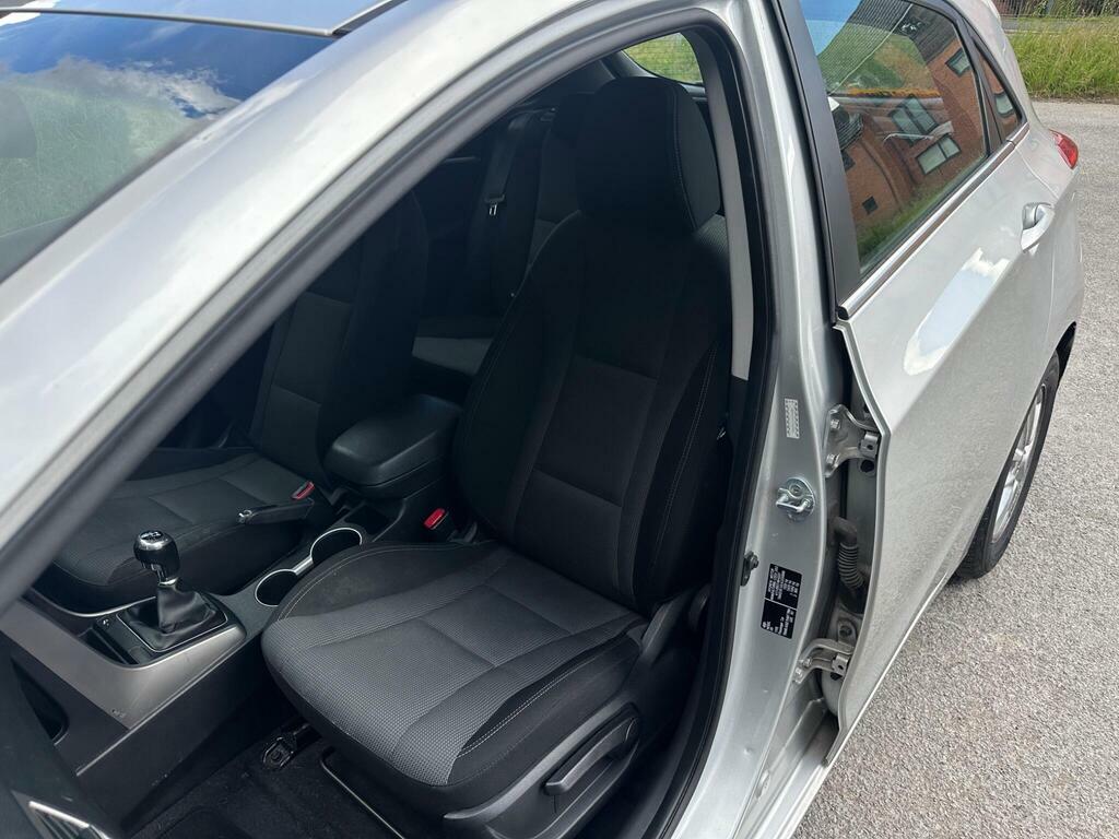 Hyundai I30 1.6 Crdi Blue Silver #17