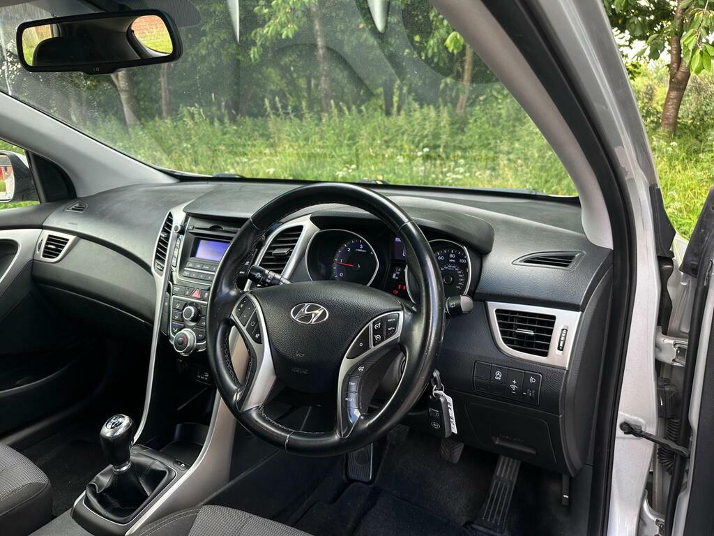 Hyundai I30 1.6 Crdi Blue Silver #10