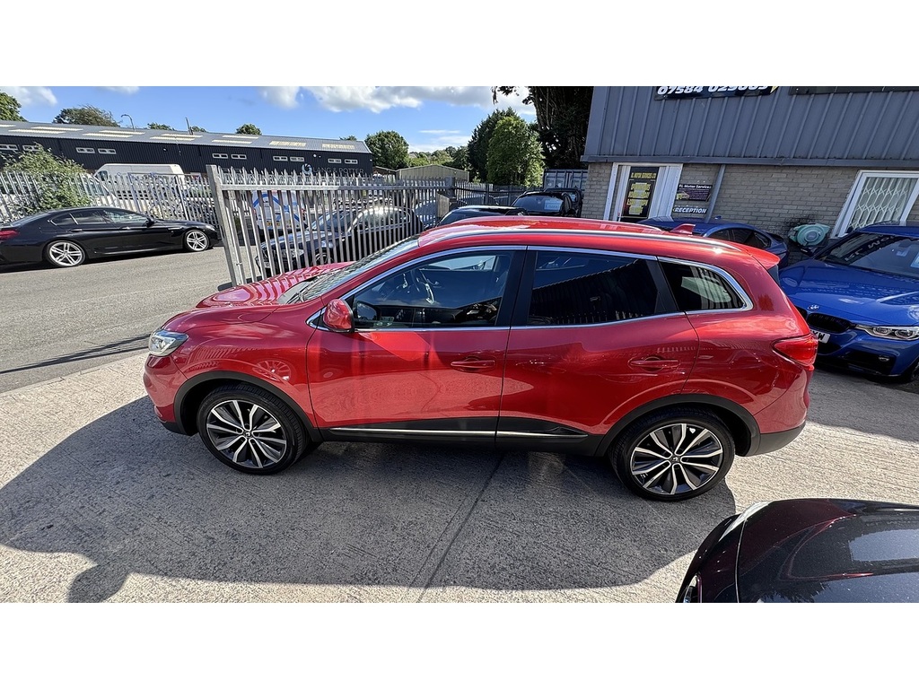 Renault Kadjar Tce Iconic Red #5