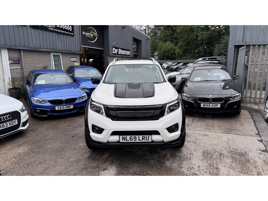 Nissan Navara Dci Tekna White #3