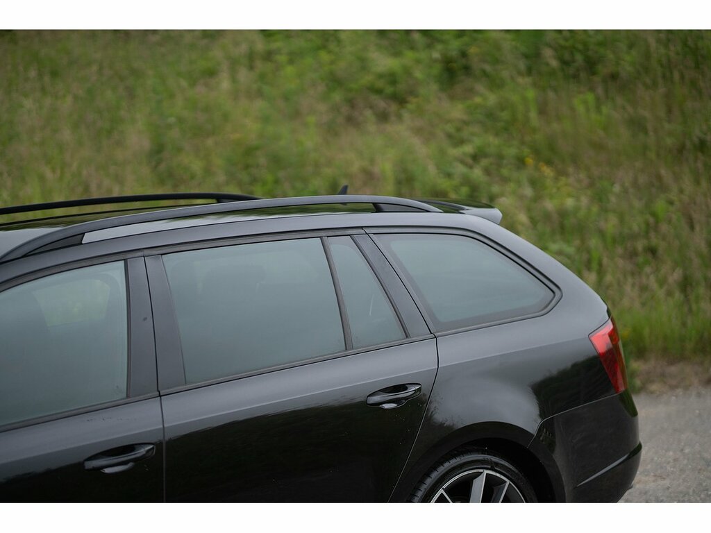Skoda Octavia Tdi Vrs Black #6