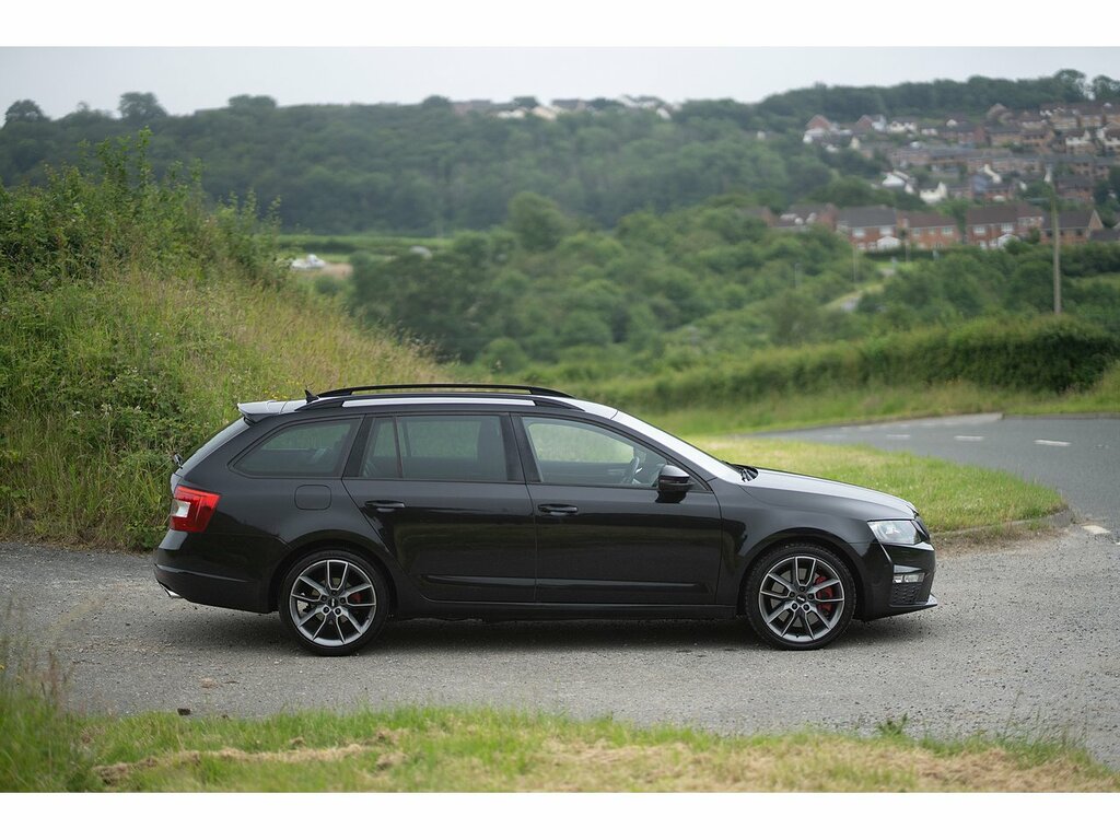 Skoda Octavia Tdi Vrs Black #4