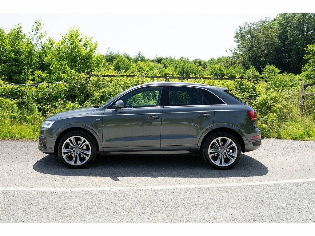 Audi Q3 Tdi S Line Plus Grey #4