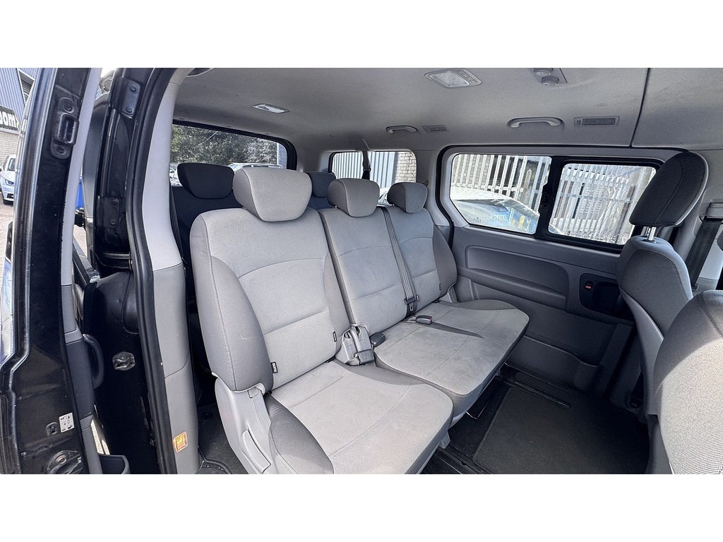 Hyundai I800 2.5 Crdi Se 8 Seats Mpv Silver #8