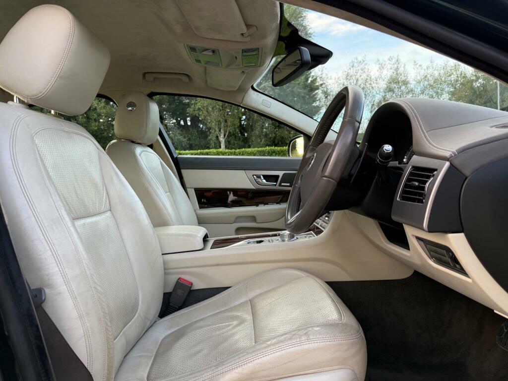 Jaguar XF 3.0D S V6 Portfolio Euro 5 Black #14