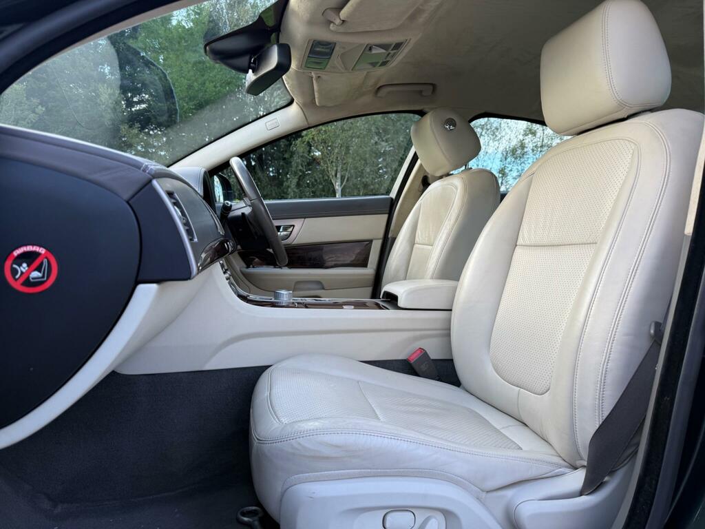 Jaguar XF 3.0D S V6 Portfolio Euro 5 Black #20