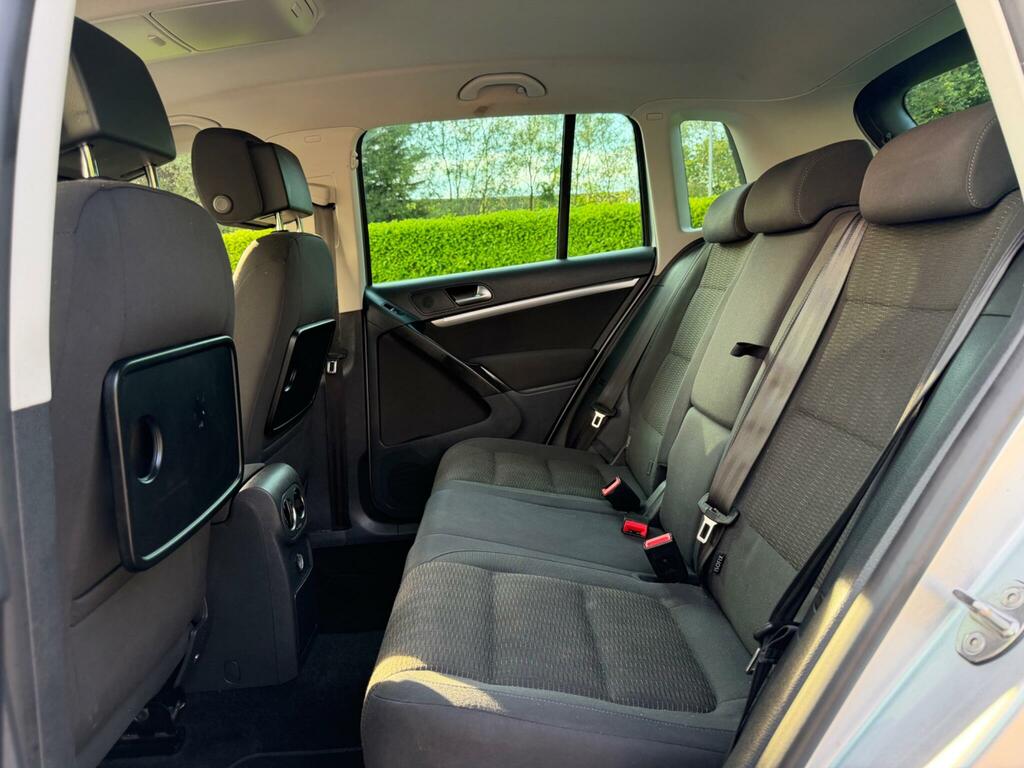 Volkswagen Tiguan 2.0 Tdi Bluemotion Tech Se White #24