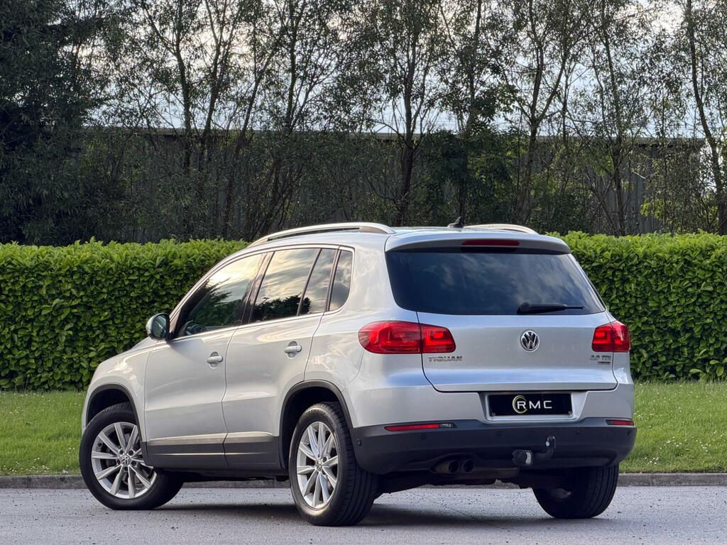 Volkswagen Tiguan 2.0 Tdi Bluemotion Tech Se White #4