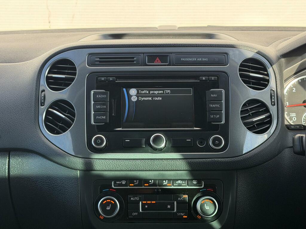 Volkswagen Tiguan 2.0 Tdi Bluemotion Tech Se White #37