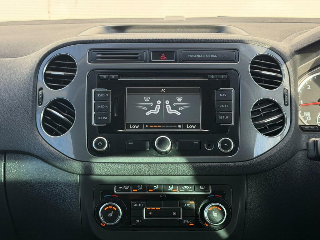 Volkswagen Tiguan 2.0 Tdi Bluemotion Tech Se White #33