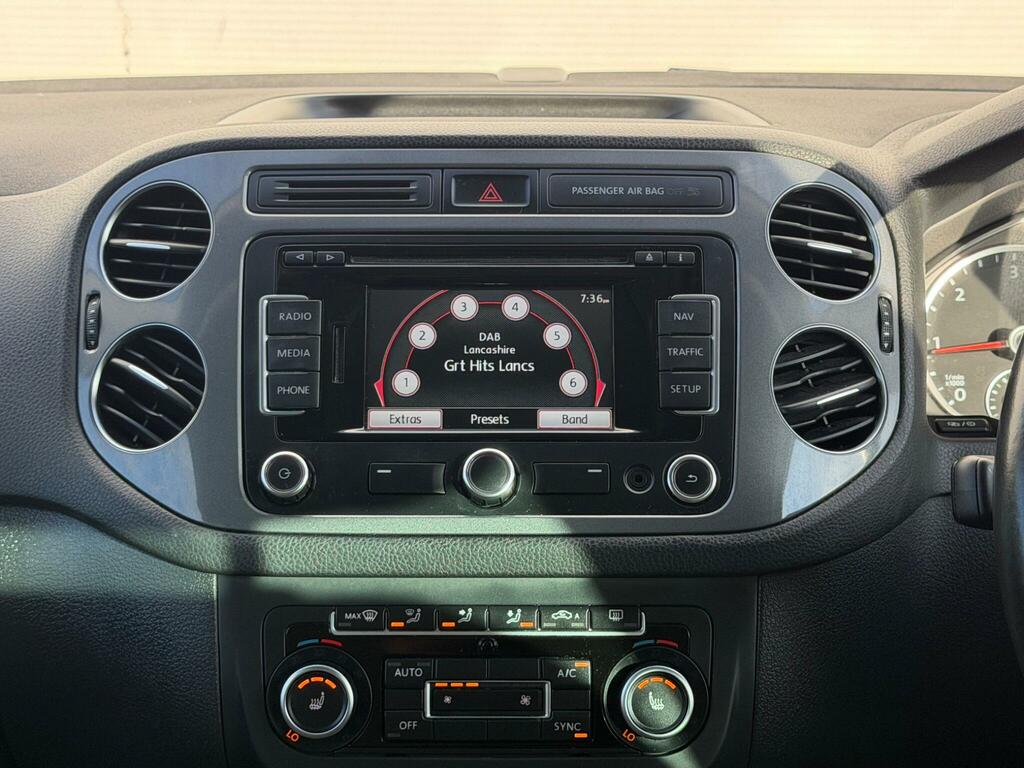 Volkswagen Tiguan 2.0 Tdi Bluemotion Tech Se White #34