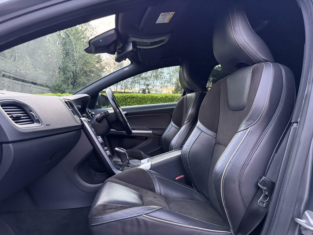 Volvo V60 2.0 T5 R-design Lux Nav Black #27