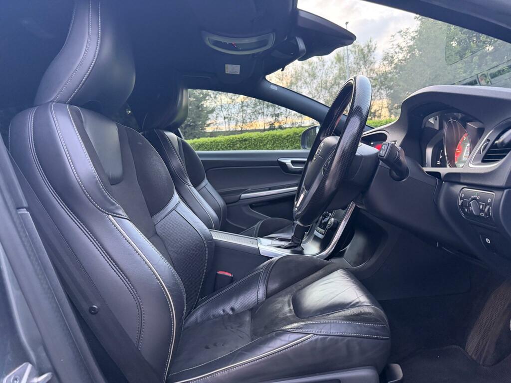 Volvo V60 2.0 T5 R-design Lux Nav Black #23