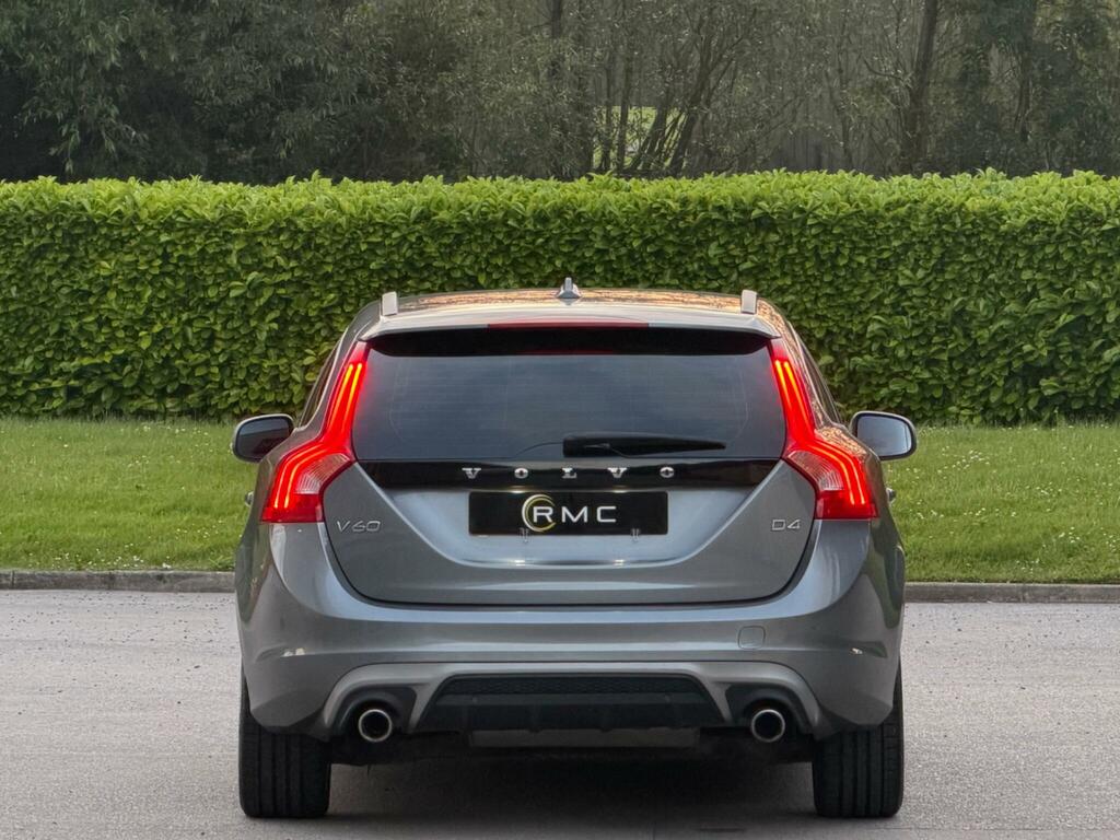 Volvo V60 2.0 T5 R-design Lux Nav Black #7